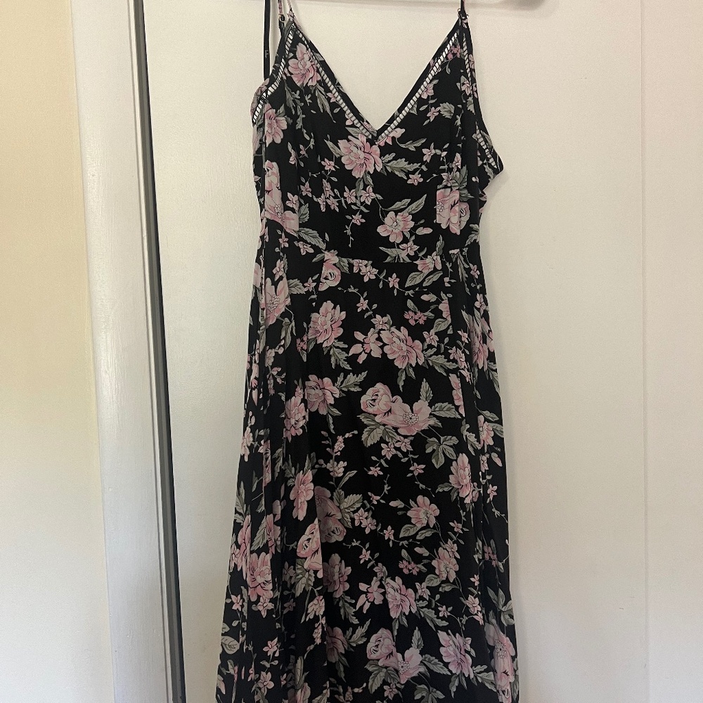Lulus black floral dress